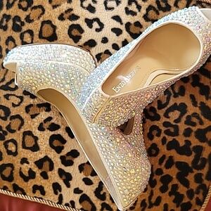 Formal shoes
